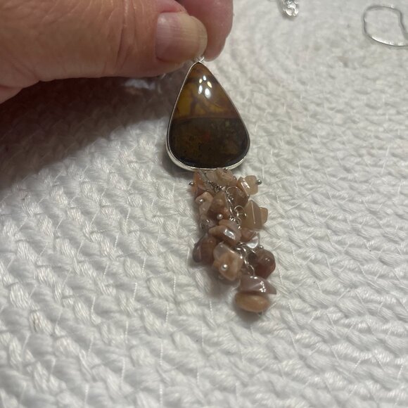 Stunning AUSTRALIAN OUTBACK JASPER & SUNSTONE CHIPS Handmade Necklace #344D - Picture 2 of 3